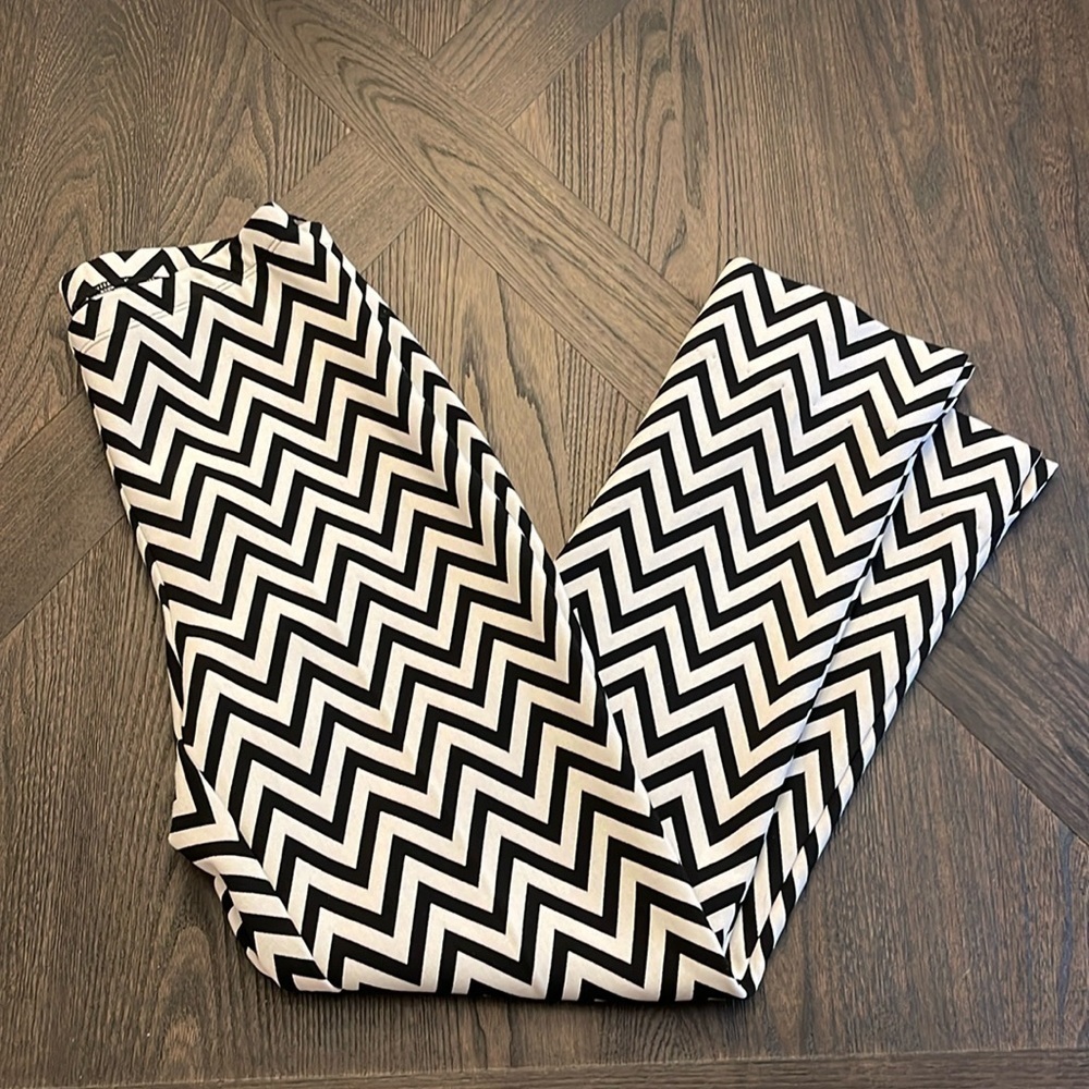 Karen Kane Black and White Pants Size 4
